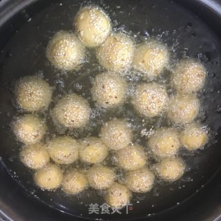 炸红薯圆子的做法步骤：6