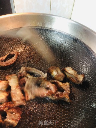 红烧牛排骨的做法步骤：4