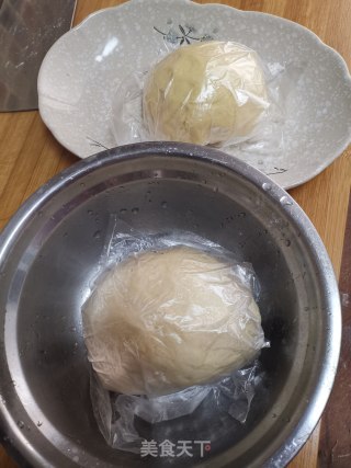 葱香花卷的做法步骤：1