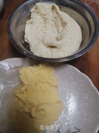 葱香花卷的做法步骤：2