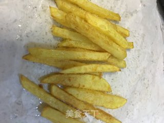 自制酥脆黄金薯条的做法步骤：3