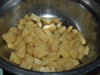 黑椒牛肉虾仁披萨的做法步骤：5
