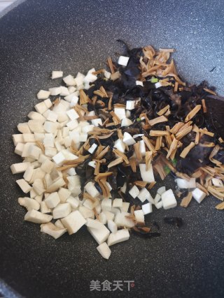手擀打卤面的做法步骤：7