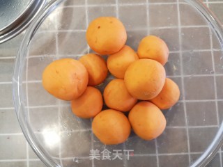 炸地瓜丸的做法步骤：5