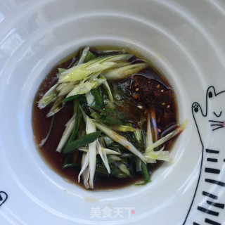 菠菜酸汤鸡蛋面的做法步骤：5