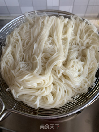 榨菜鸡蛋云丝面的做法步骤：4