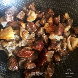 莲藕烧牛肉的做法步骤：6