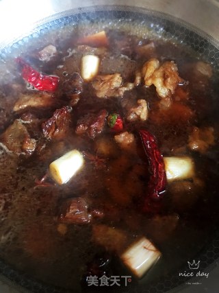莲藕烧牛肉的做法步骤：9