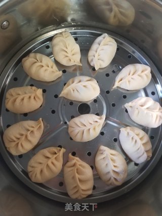 洋葱猪肉蒸饺的做法步骤：9