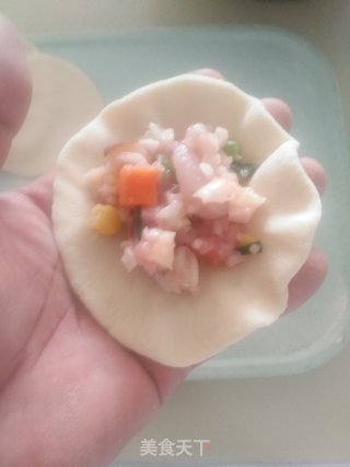 饺子皮版虾仁烧麦的做法步骤：8
