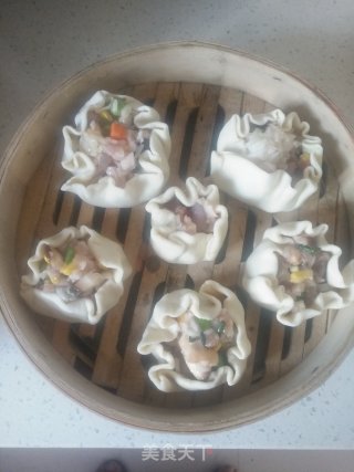 饺子皮版虾仁烧麦的做法步骤：9