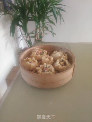 饺子皮版虾仁烧麦的做法步骤：11