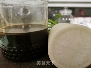 止咳化痰紫苏蜜白萝卜热饮的做法步骤：1