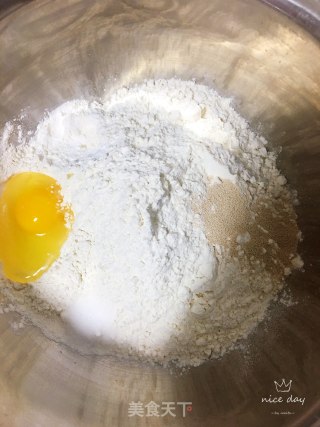 自制油条的做法步骤：1