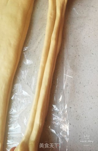自制油条的做法步骤：8