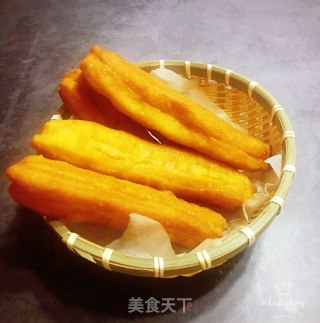 自制油条的做法步骤：12