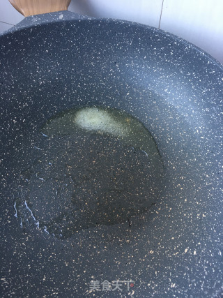 木耳炒粉条的做法步骤：7