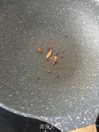 黄焖鸡米饭的做法步骤：8
