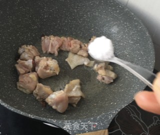 黄焖鸡米饭的做法步骤：11