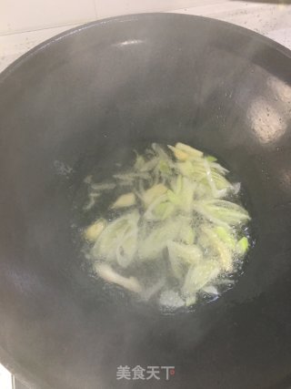 洋葱炒鸡块的做法步骤：3