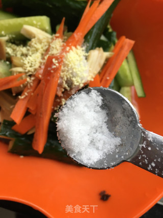 腊八蒜海参拌黄瓜的做法步骤：9