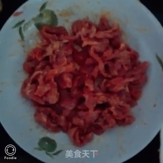 鱼香肉丝盖饭的做法步骤：3