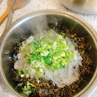 马菜粉丝包的做法步骤：4