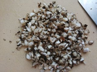 韭菜香菇鸡蛋饺的做法步骤：4
