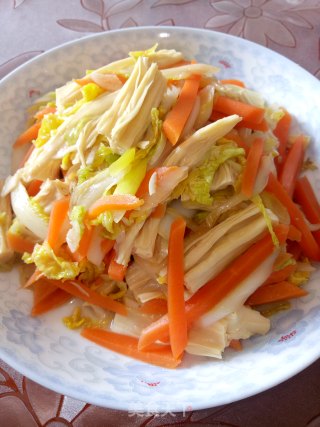 三色腐竹的做法步骤：4