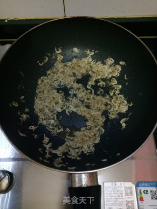 韭菜土豆丝馅饼的做法步骤：2