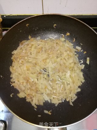 韭菜土豆丝馅饼的做法步骤：3