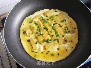 小米麻糍煎蛋的做法步骤：4