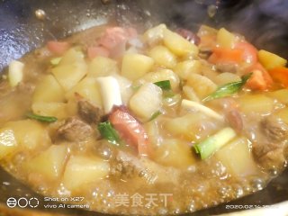 土豆炖牛腩的做法步骤：10