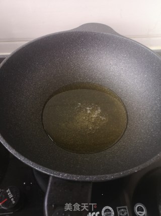 炸小黄花鱼的做法步骤：3