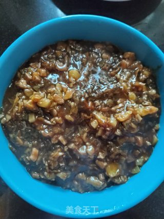 梅菜干卤肉酱的做法步骤：12