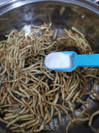 凉拌鱼腥草的做法步骤：3