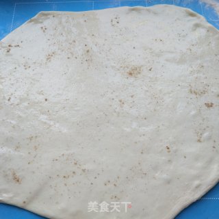 油盐花卷的做法步骤：3