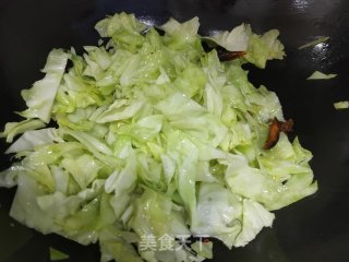 素炒圆白菜的做法步骤：8