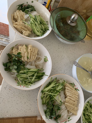 凉皮的做法步骤：4