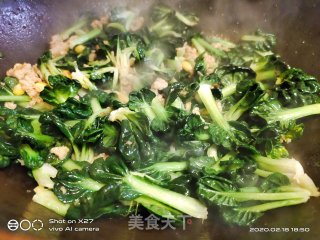 塌菜炒肉末玉米的做法步骤：5