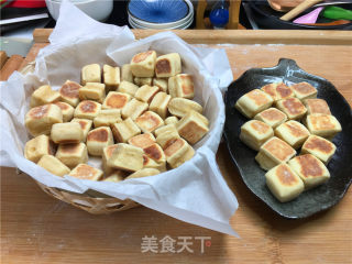 平底锅奶香小面包的做法步骤：16