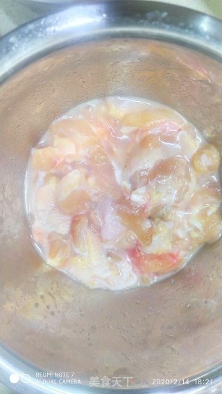 洋葱炒鸡肉的做法步骤：1