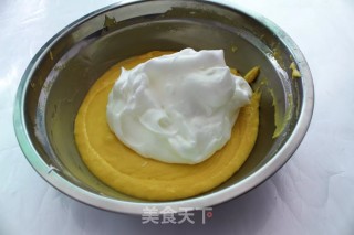 原味戚风蛋糕的做法步骤：10