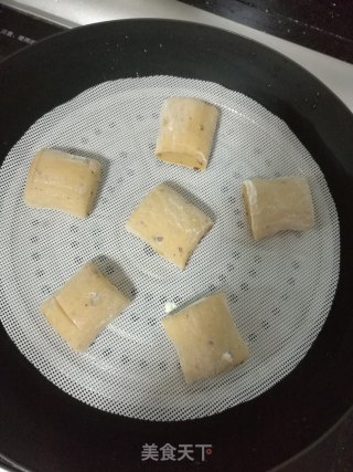 红糖枣香馒头的做法步骤：8