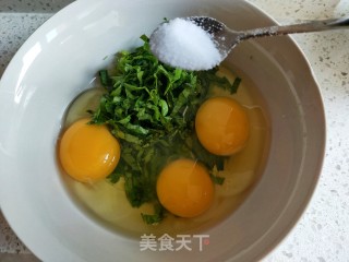 芹菜叶炒鸡蛋的做法步骤：3