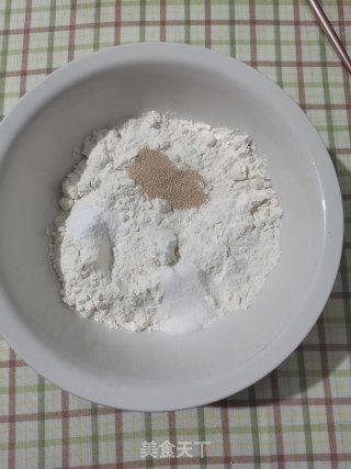 香酥小油条的做法步骤：2