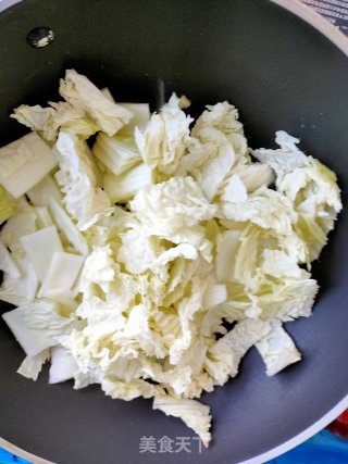 冻豆腐肉丸炖白菜的做法步骤：4