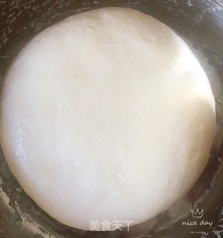 韭菜油条馅水饺的做法步骤：1