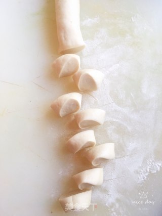 韭菜油条馅水饺的做法步骤：7