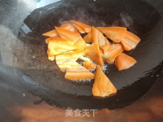 蒜苗炒平菇的做法步骤：8